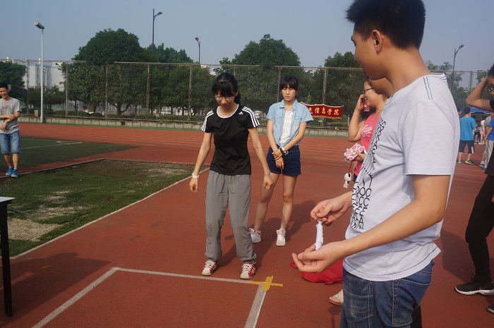 成人影视片