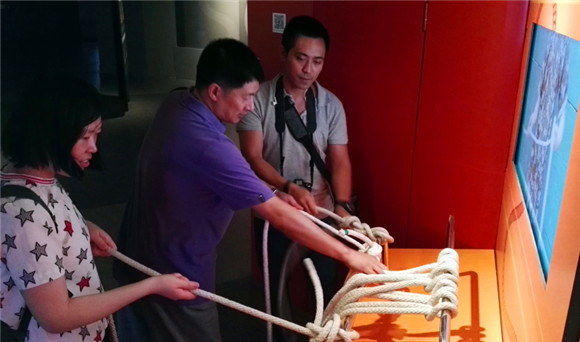 成人影视片