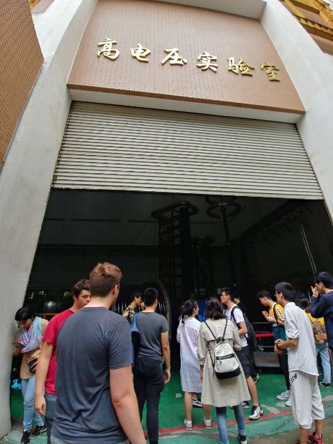 成人影视片