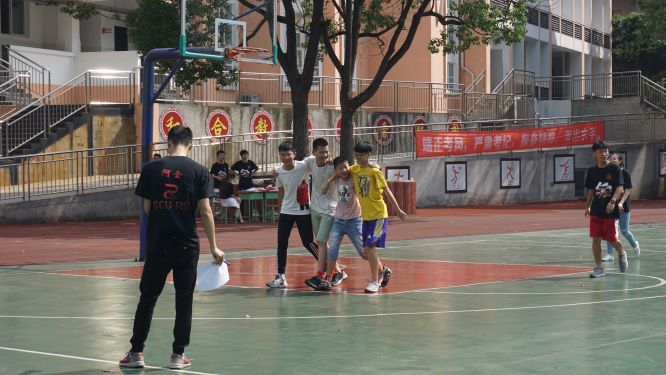成人影视片